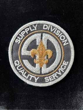 Vintage Boy Scouts of America BSA Supply Division Quality Service Round Patch
